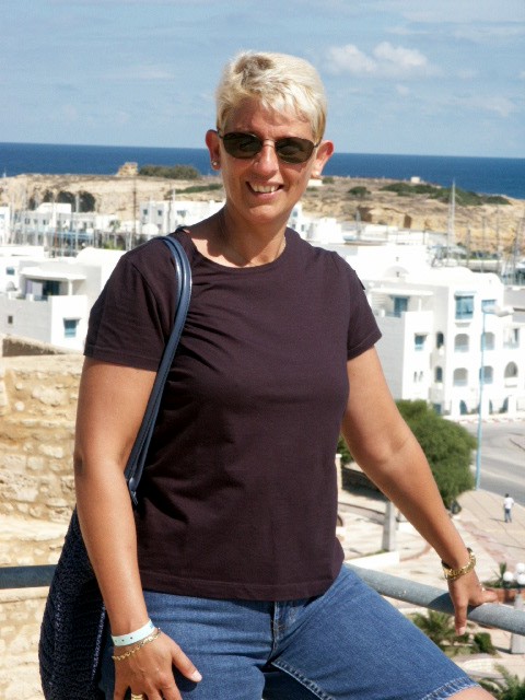 Susann
Damit Ihr mal sehen knnt wer wir sind, hier einige Bilder aus dem letzten Urlaub in Tunesien.
Hier befinde ich mich auf einer alten Festung in Monastir.
